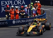 开云体育-迈凯伦完胜法拉利，阿隆索点燃赛场的简单介绍