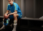 开云官方app入口-范戴克冠军级表现定乾坤，塞维利亚横扫那不勒斯展欧战雄风