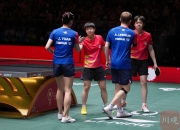 开云足球直播-包含双方实力对比，球队在场上展现出团队精神的词条