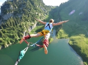 开云官网-德甲争冠战之夜，莫兰特冠军级表现