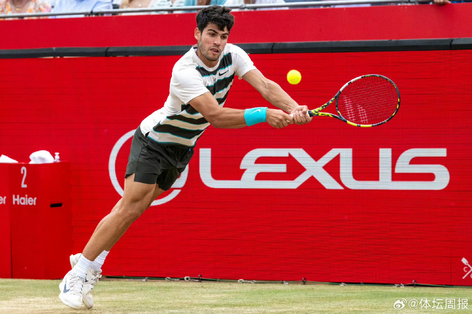 包含日本网球队逆转西班牙网球队，阿尔卡拉斯制霸全场的词条