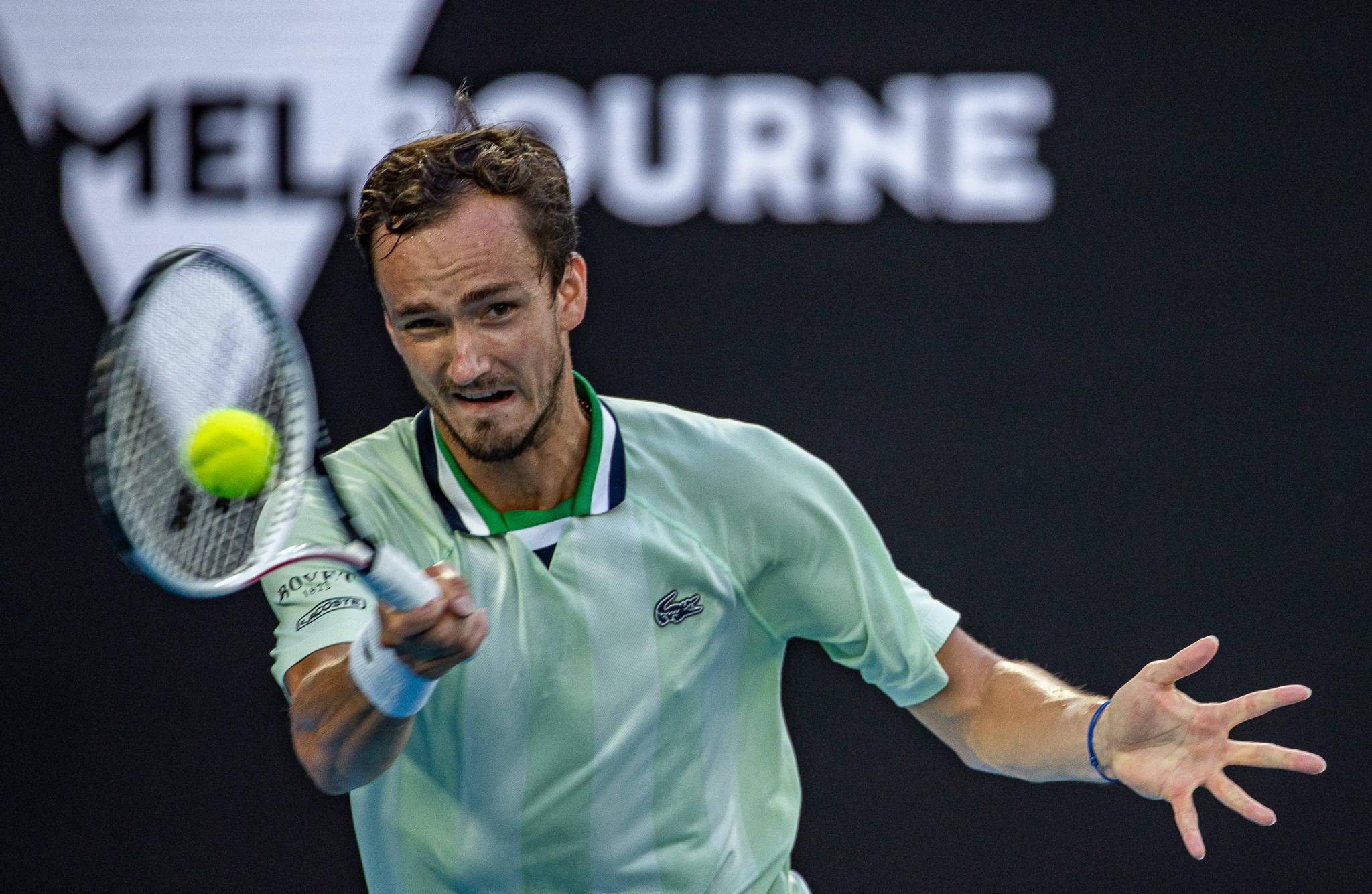 关于澳大利亚网球队碾压世界网球队,纳达尔完成帽子戏法的信息 关于澳大利亚网球队碾压世界网球队,纳达尔完成帽子戏法的信息