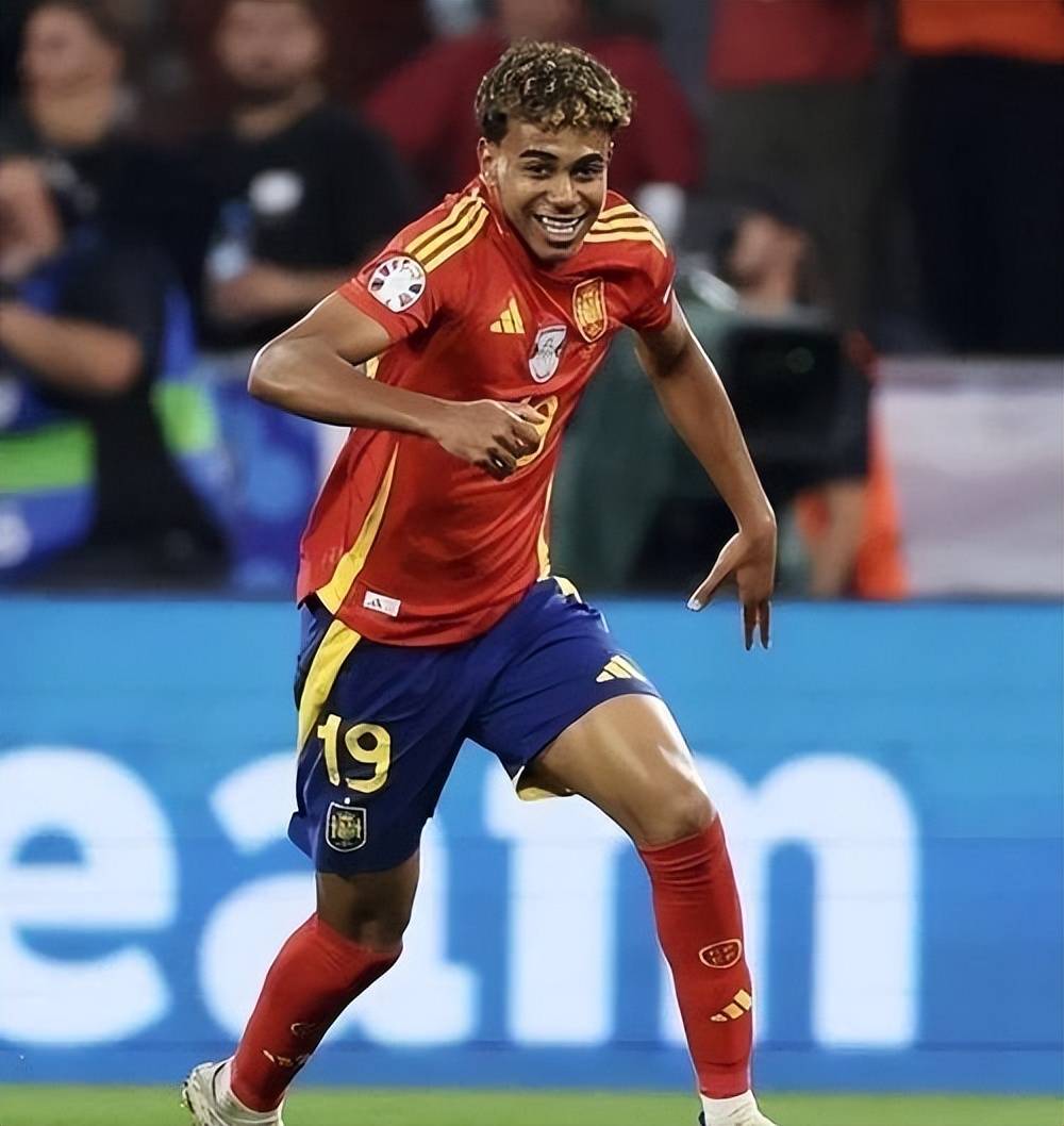 包含赫塔菲主场不败，防守坚固不漏风的词条