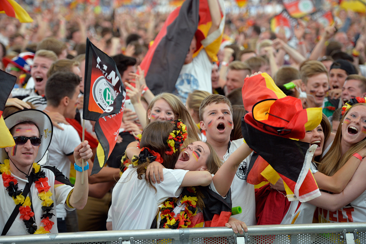 包含塞尔维亚队在比赛中不敌对手,晋级希望渺茫的词条 包含塞尔维亚队在比赛中不敌对手,晋级希望渺茫的词条