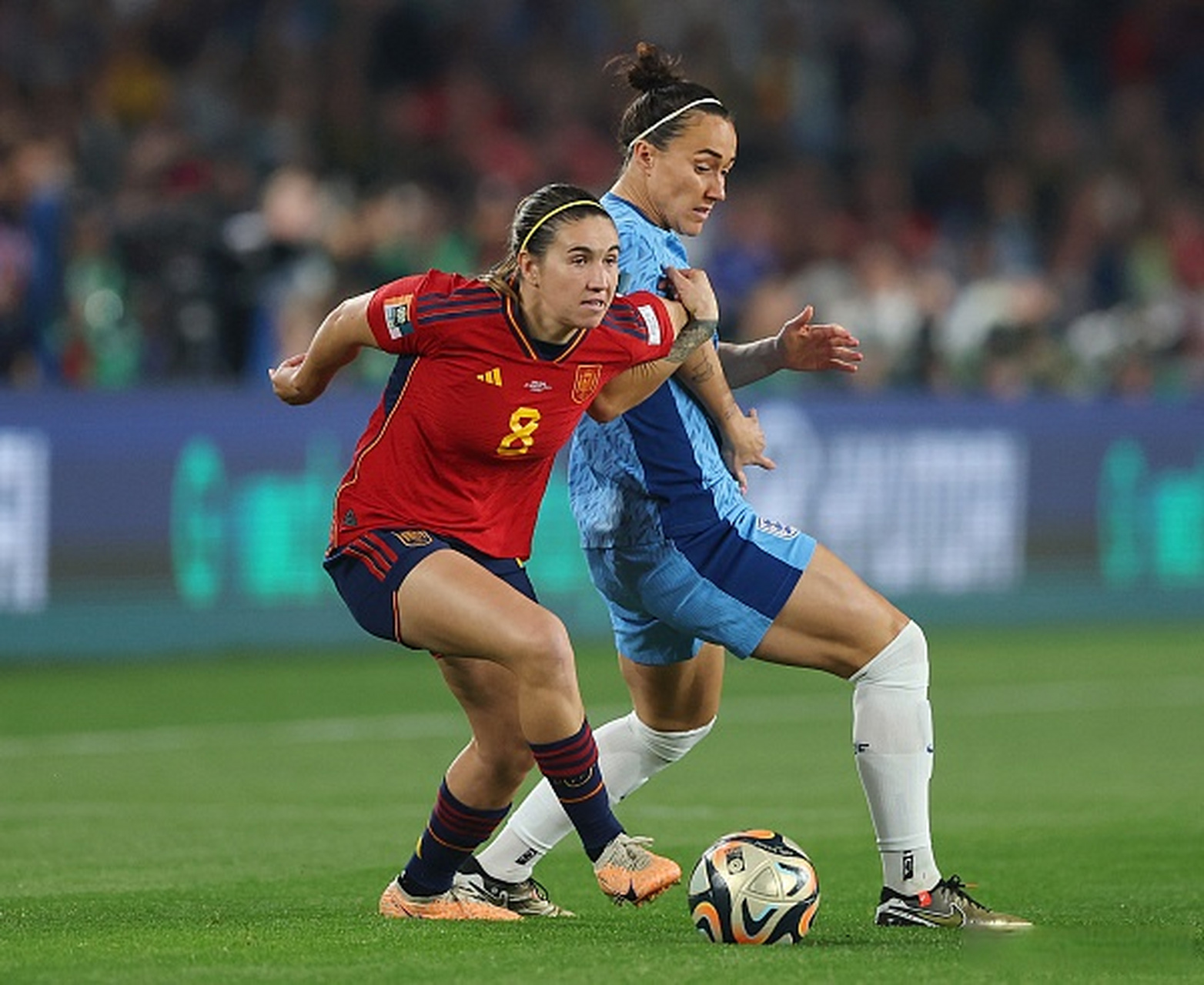 西班牙女足凭借制胜球晋级淘汰赛