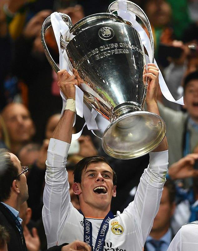 包含苏格兰逼平英格兰，斯特林独中一球的词条