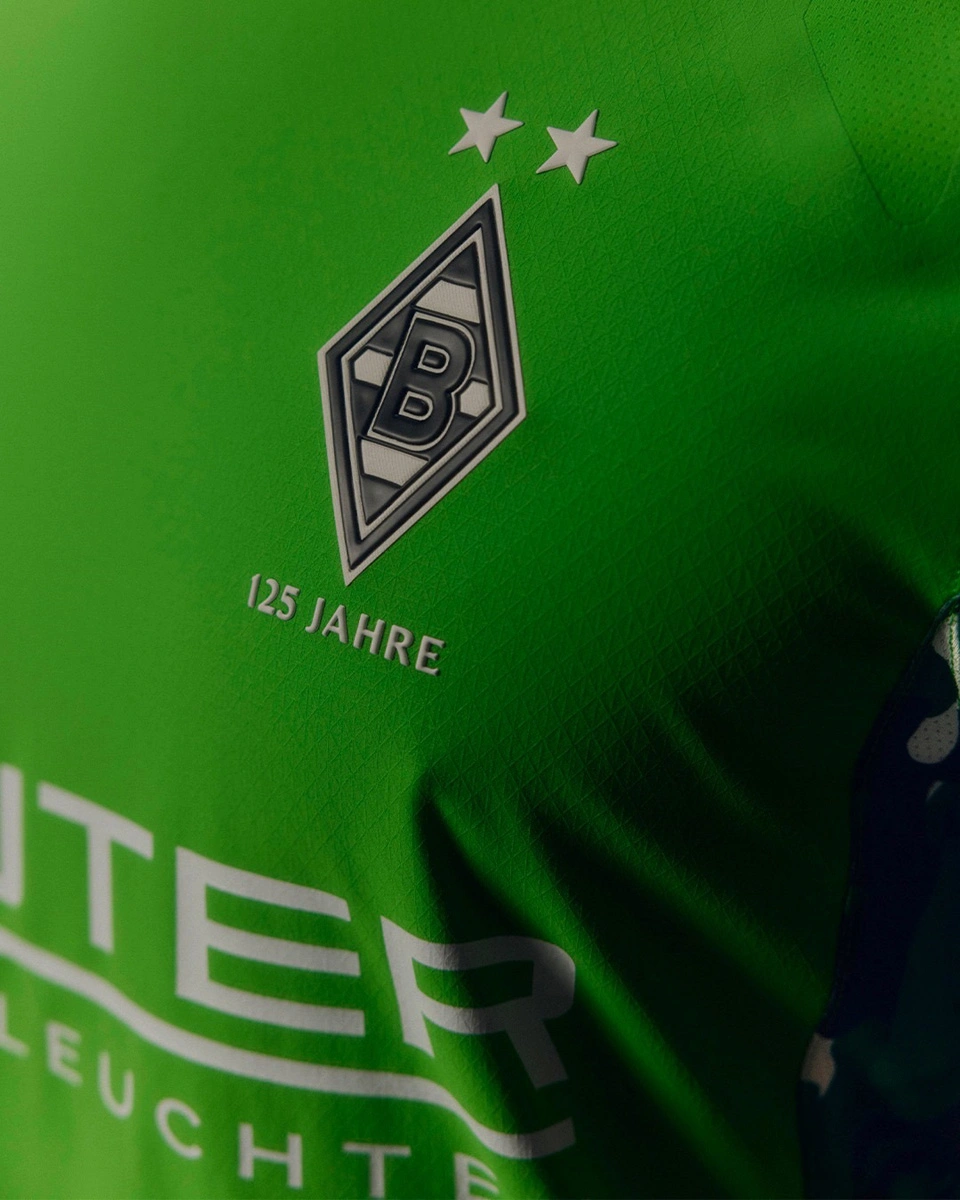 关于门兴格拉德巴赫客场失利，遭遇出局风险的信息