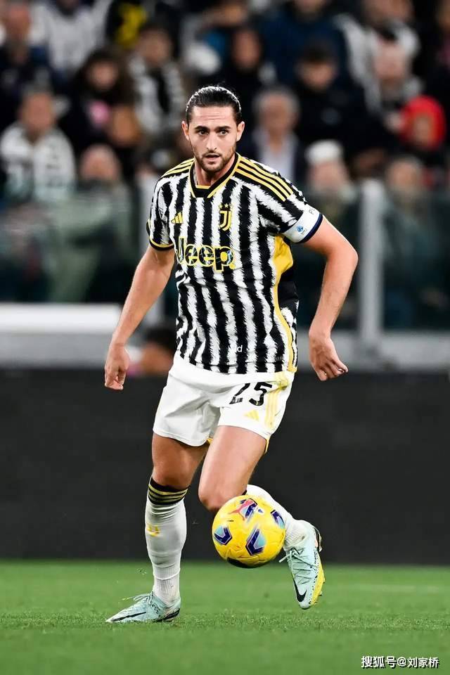 尤文图斯中场布冯因伤缺席欧冠重要战