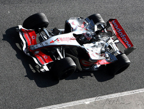 迈凯伦逆转索伯车队,阿隆索统治全场的简单介绍 迈凯伦逆转索伯车队,阿隆索统治全场的简单介绍