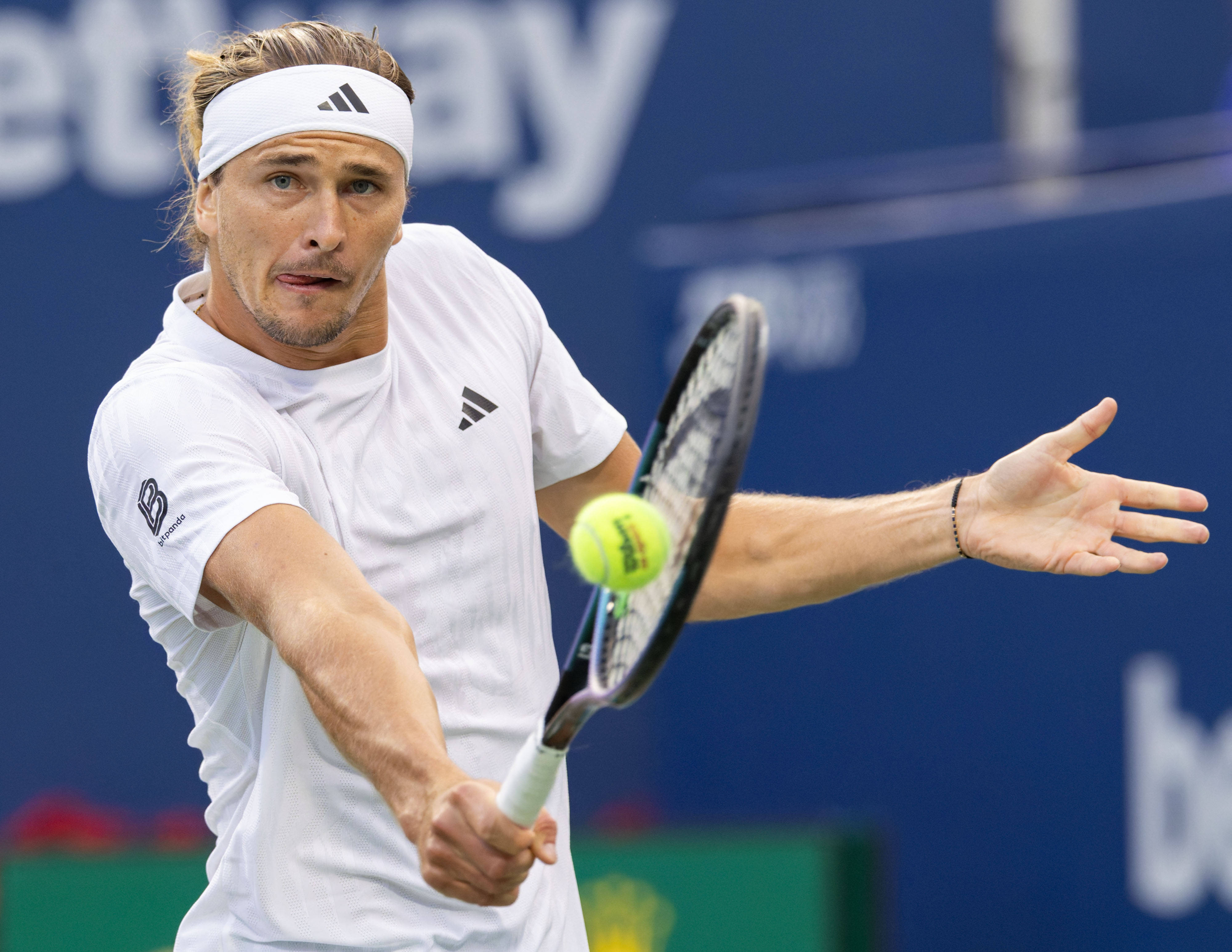 年终总决赛横扫戴维斯杯,兹维列夫高光表现 年终总决赛横扫戴维斯杯,兹维列夫高光表现