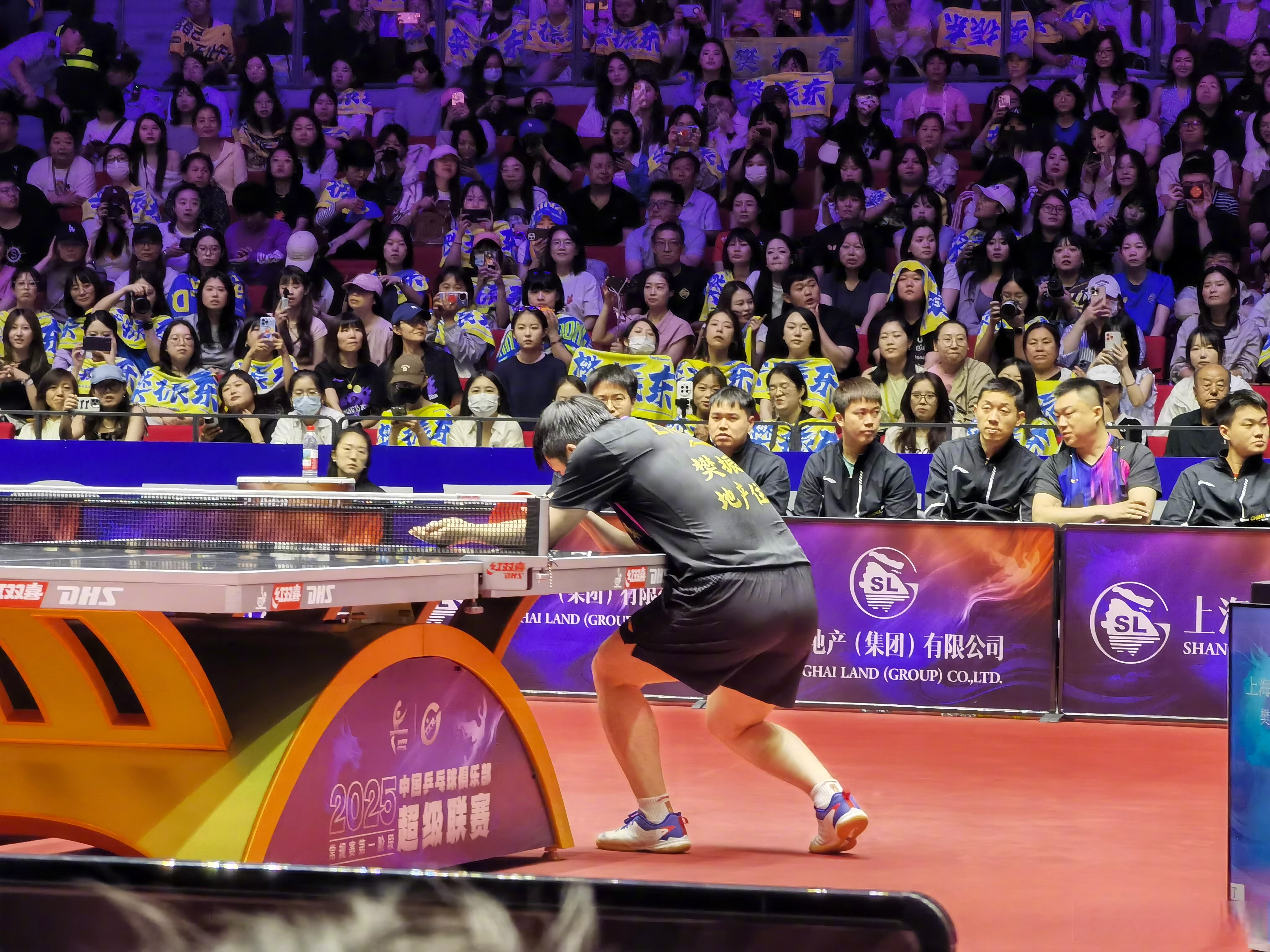 中国乒乓球队险胜奥地利乒乓球队，许昕制霸全场的简单介绍