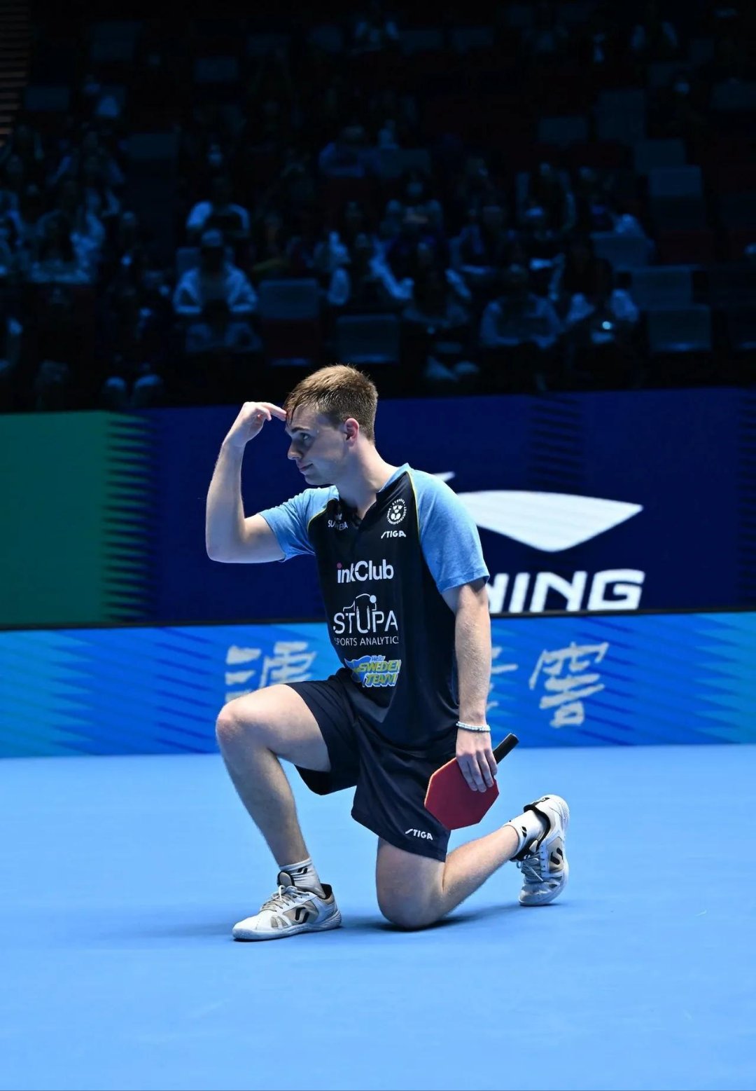 英国乒乓球队力克日本乒乓球队，奥恰洛夫高光表现的简单介绍