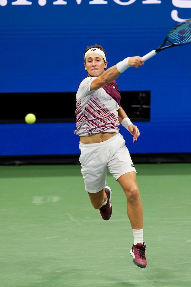 关于西班牙网球队横扫欧洲网球队，阿尔卡拉斯制霸全场的信息