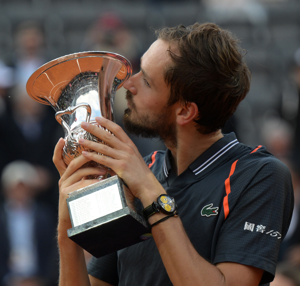 澳大利亚网球队绝杀西班牙网球队，梅德韦杰夫送出助攻的简单介绍