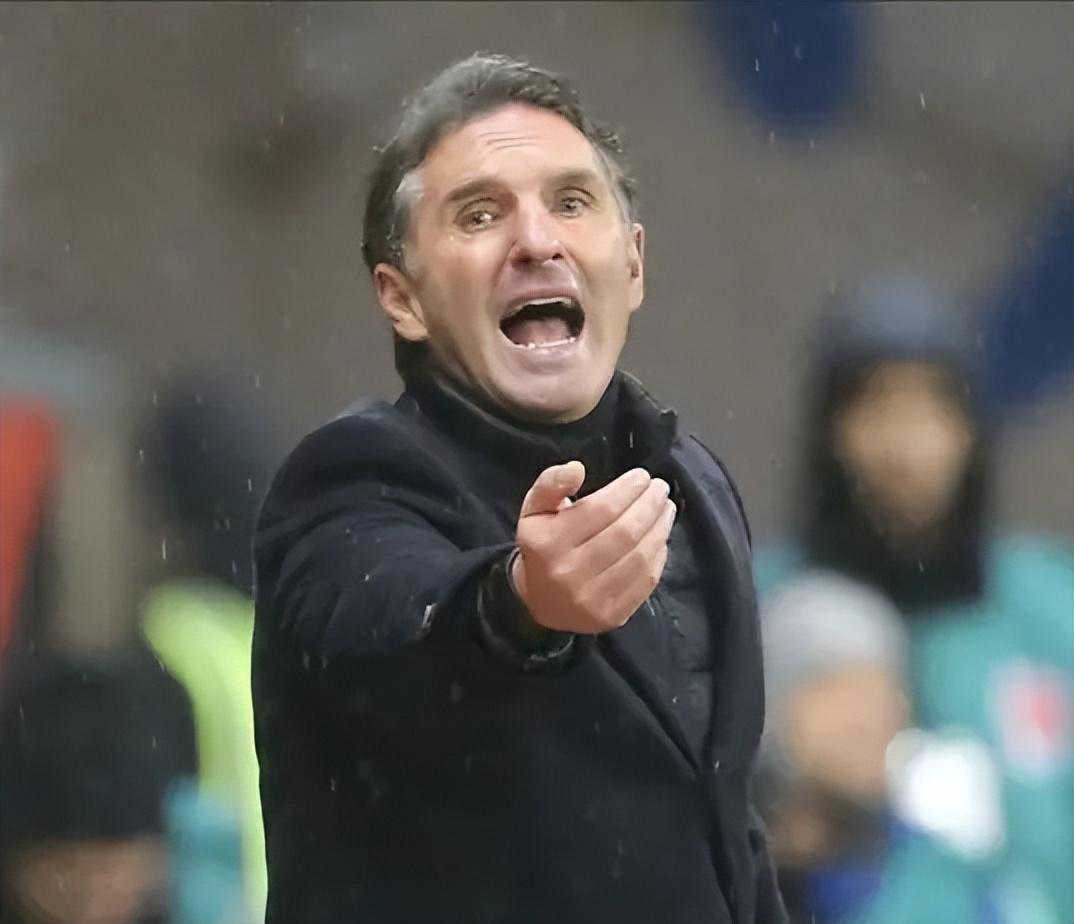 包含斯图加特主场战平，遭遇保级难题的词条