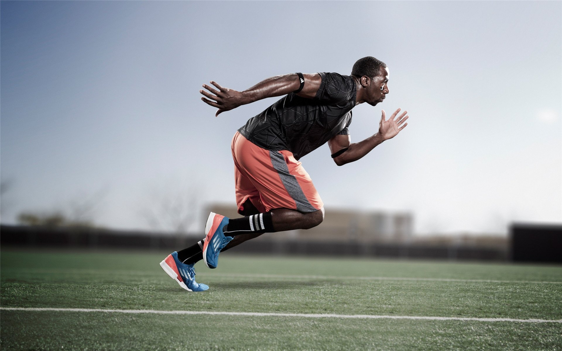 阿劳霍关键战不手软，AC米兰粉碎伊朗—双线战场上的意志较量